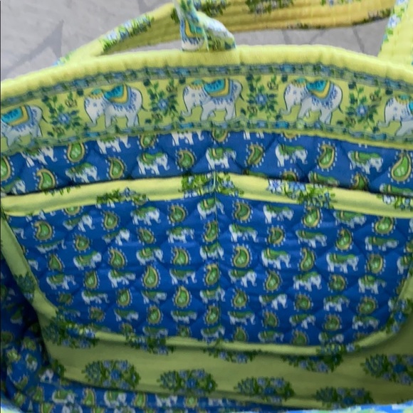 Vera Bradley Handbag - Picture 4 of 7